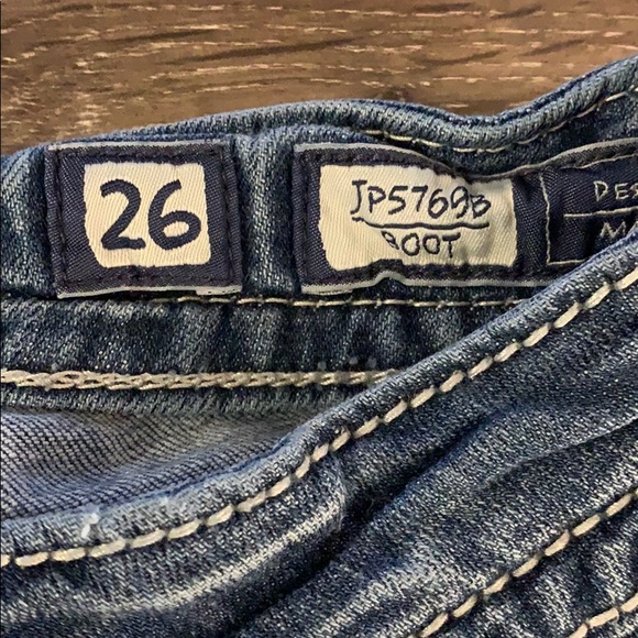 ❌SOLD❌ miss me bootcut jeans - Picture 4 of 9